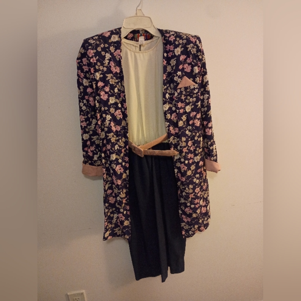 Floral Women's Blazer with Pink and Cream Accents